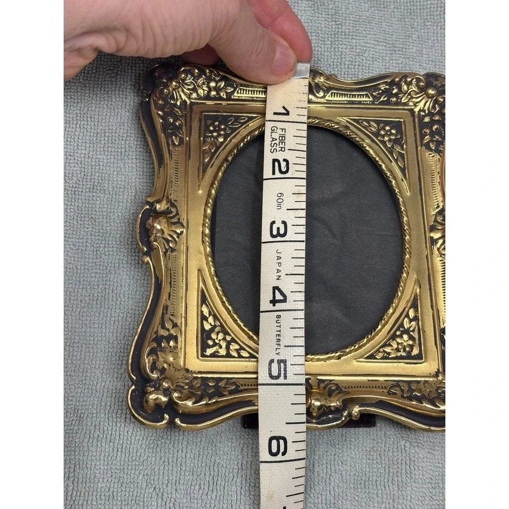 Vintage Ornate Gold and Black Floral Scrollwork Oval Picture Frame